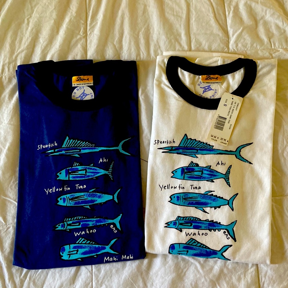 Bundle of 2 Ken Done Unisex T-shirt’s Size Small (Women, Men, Teens)